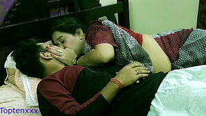 भारतीय बंगाली मिल्फ सौतेली माँ अपने सौतेले बेटे को प्रेमिका के साथ सेक्स कैसे सिखाती है !! स्पष्ट �